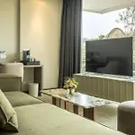Vesper 4*